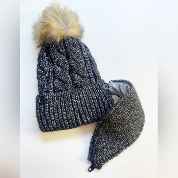 Anthropologie Norah Beanie + Reusable Face Mask Set Cozy Knit Pom-Pom Beanie